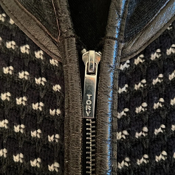 Tory Burch Women’s Houndstooth Blue White Leather Trim Car Coat Sweater Jumper - Picture 13 of 16